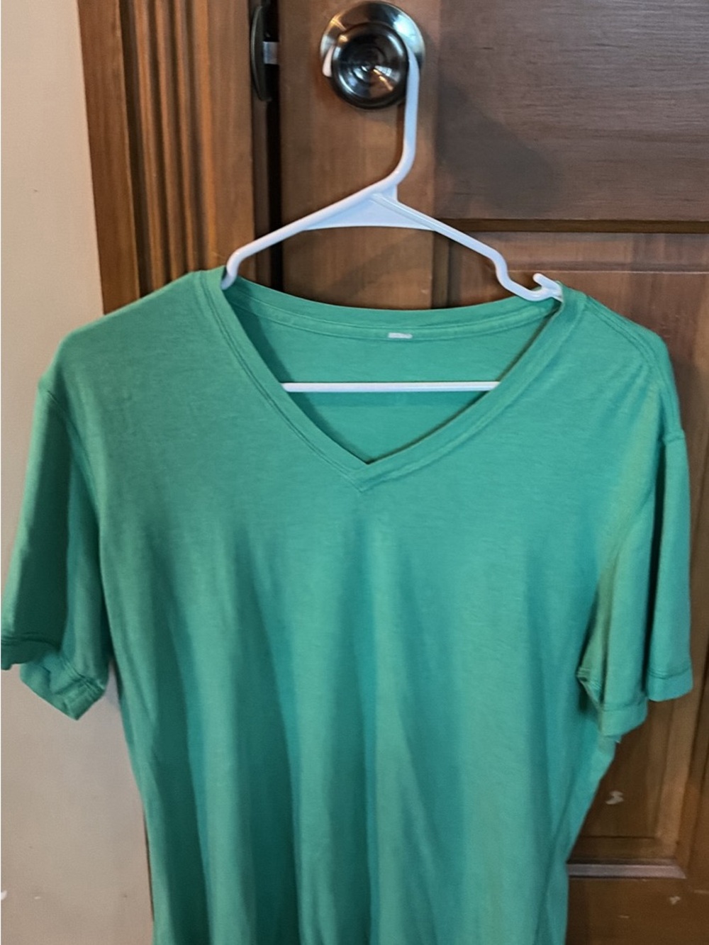 Lululemon green shirt
